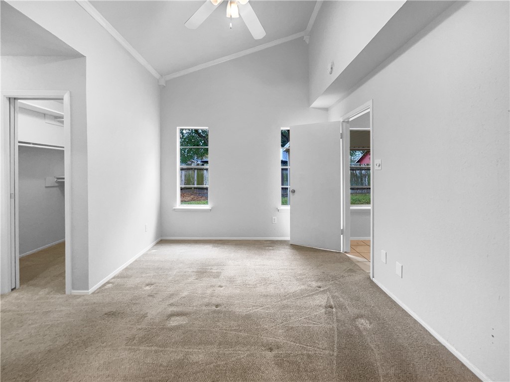 3105 Crest Veil Dr Property Photo 16