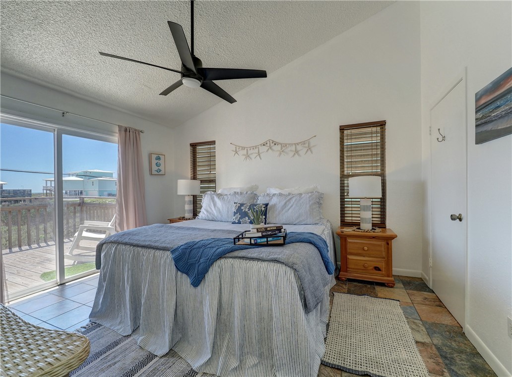 732 Sandcastle Dr 8 Property Photo 11