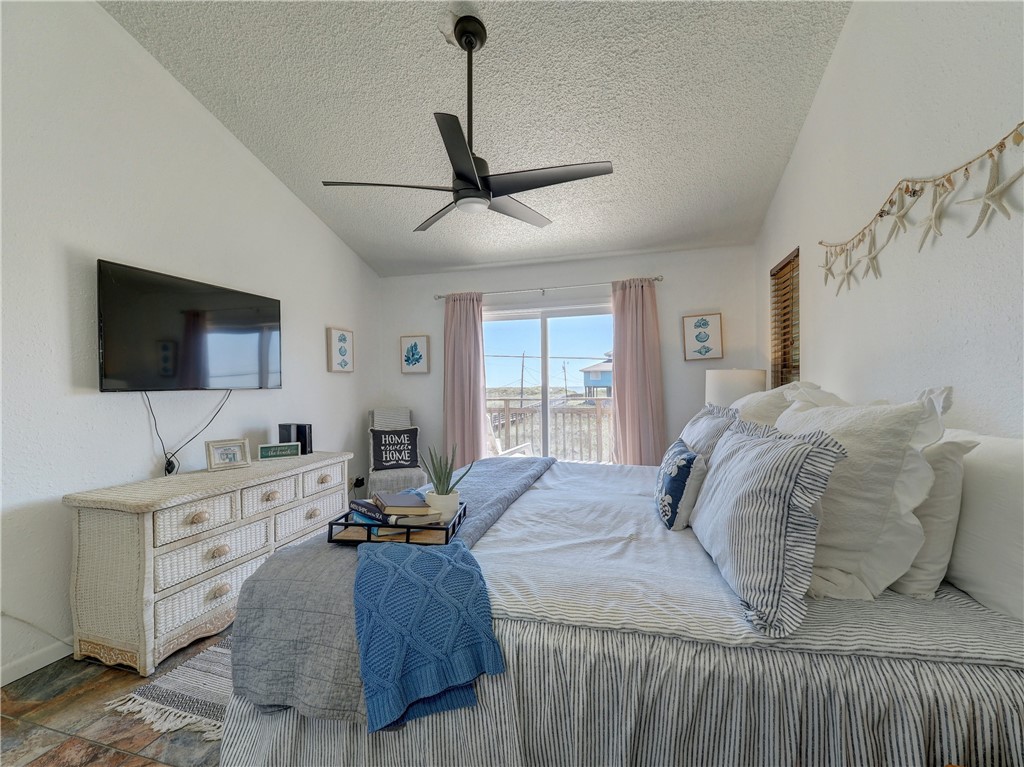 732 Sandcastle Dr 8 Property Photo 12