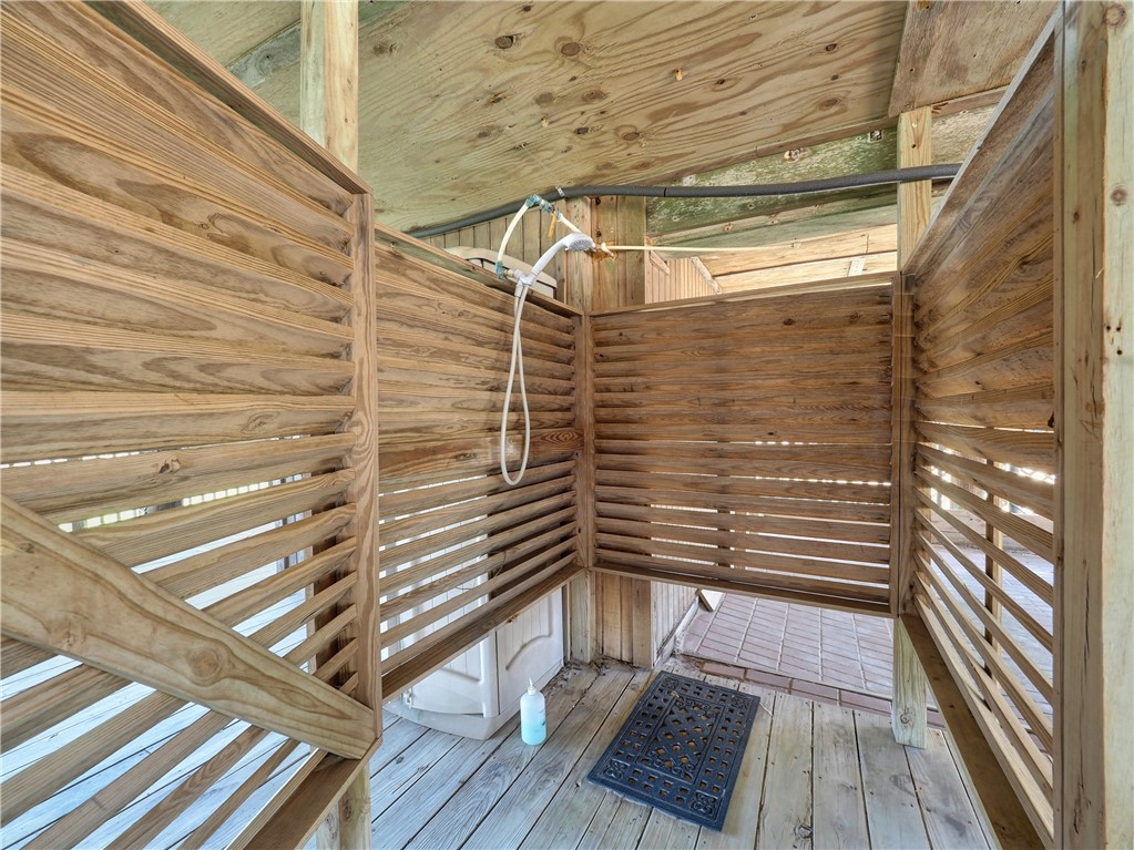 732 Sandcastle Dr 8 Property Photo 31