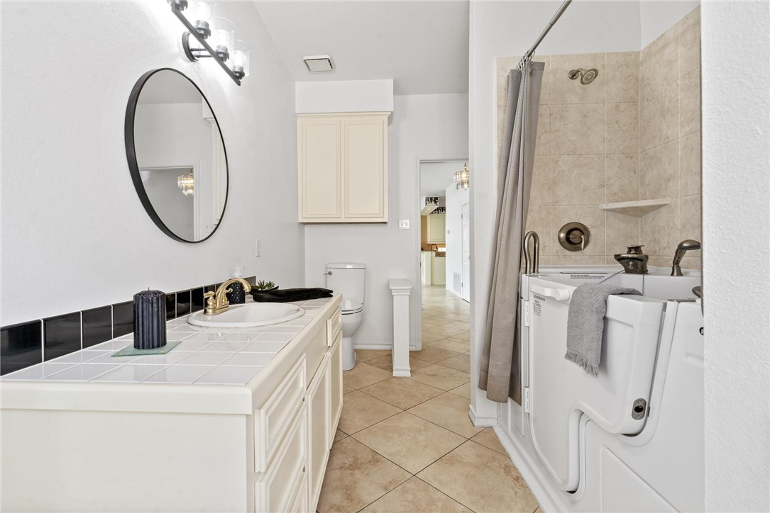 13704 Suntan Ave Property Photo 18