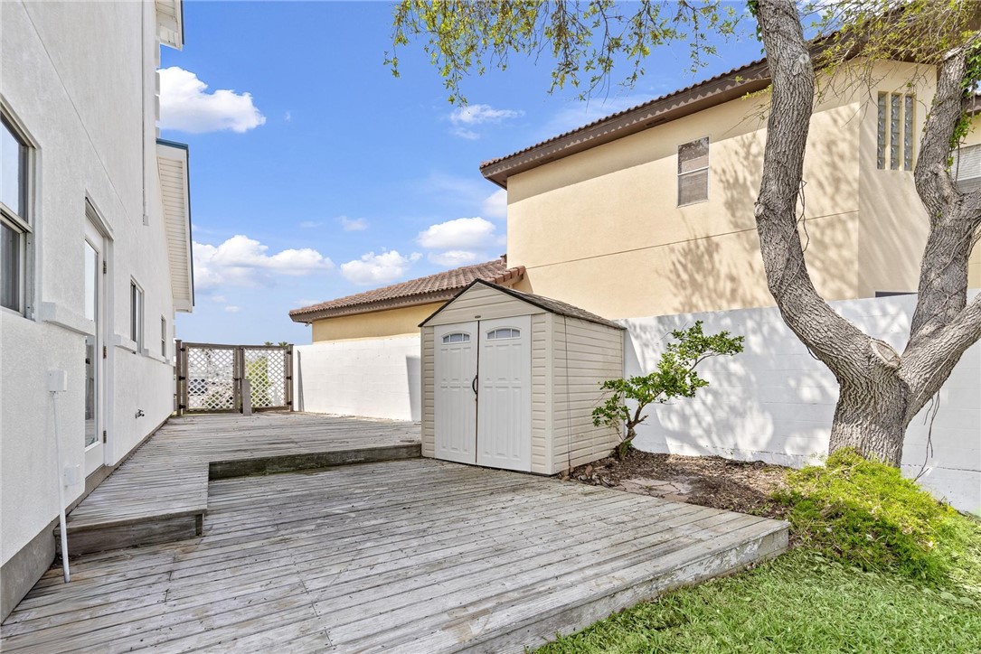 13704 Suntan Ave Property Photo 33