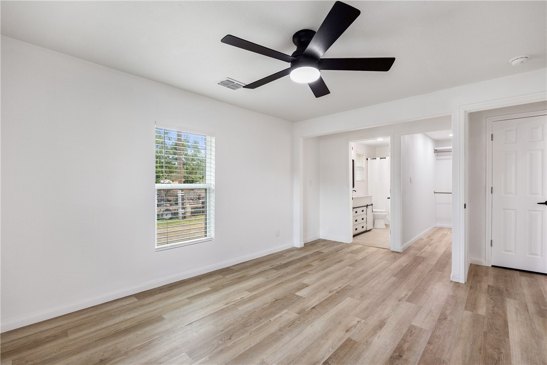 302 E Willis St Property Photo 5
