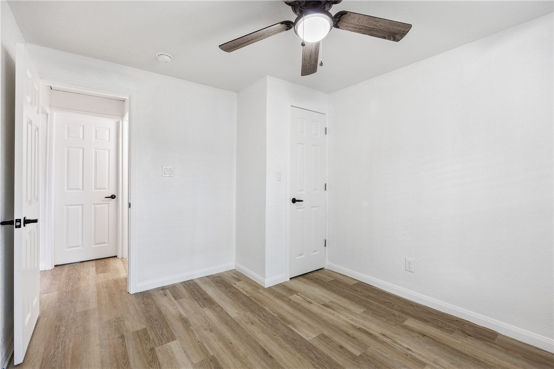 302 E Willis St Property Photo 9