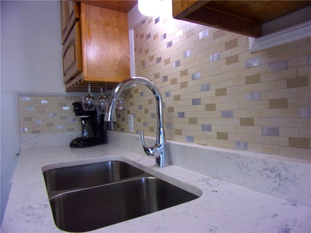 15005 Windward Dr 211 Property Photo 17