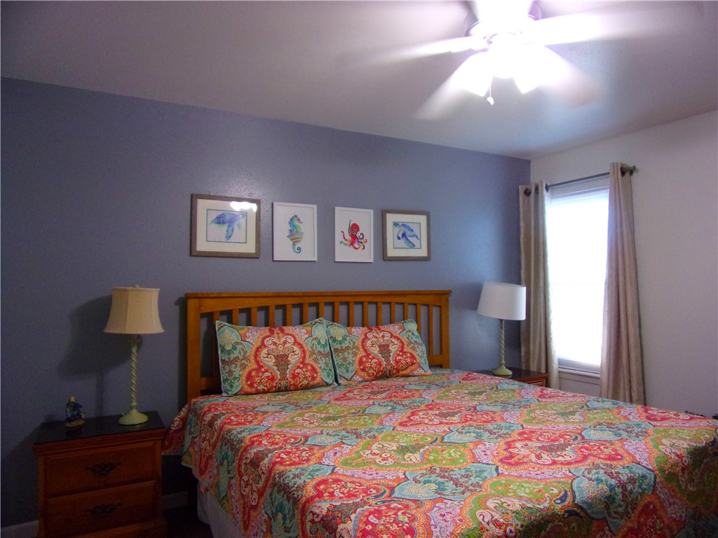 15005 Windward Dr 211 Property Photo 24