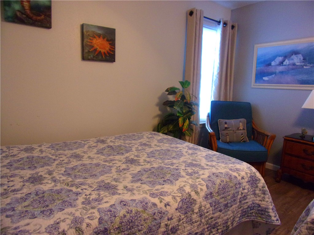 15005 Windward Dr 211 Property Photo 32