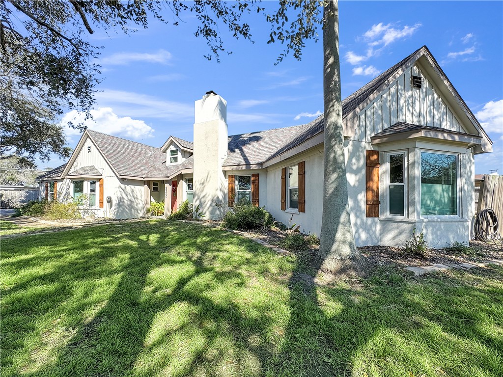 5902 Idylwood Dr Property Photo 2