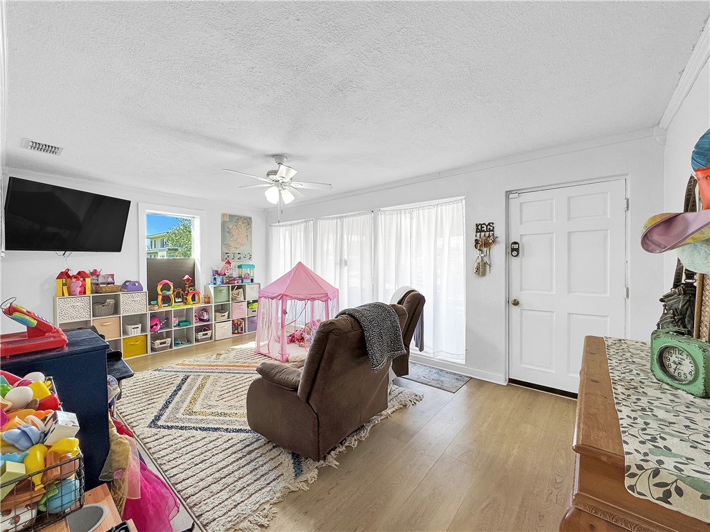 5902 Idylwood Dr Property Photo 21