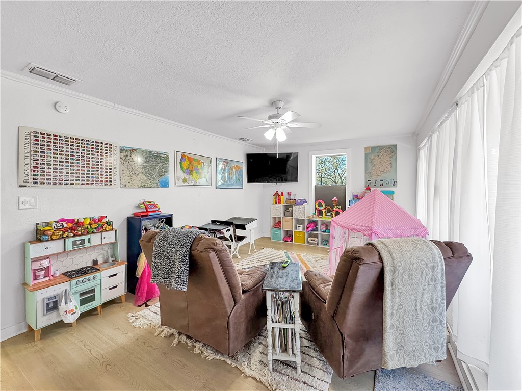 5902 Idylwood Dr Property Photo 22