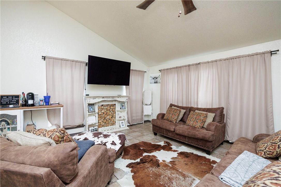 230 Walker Property Photo 8