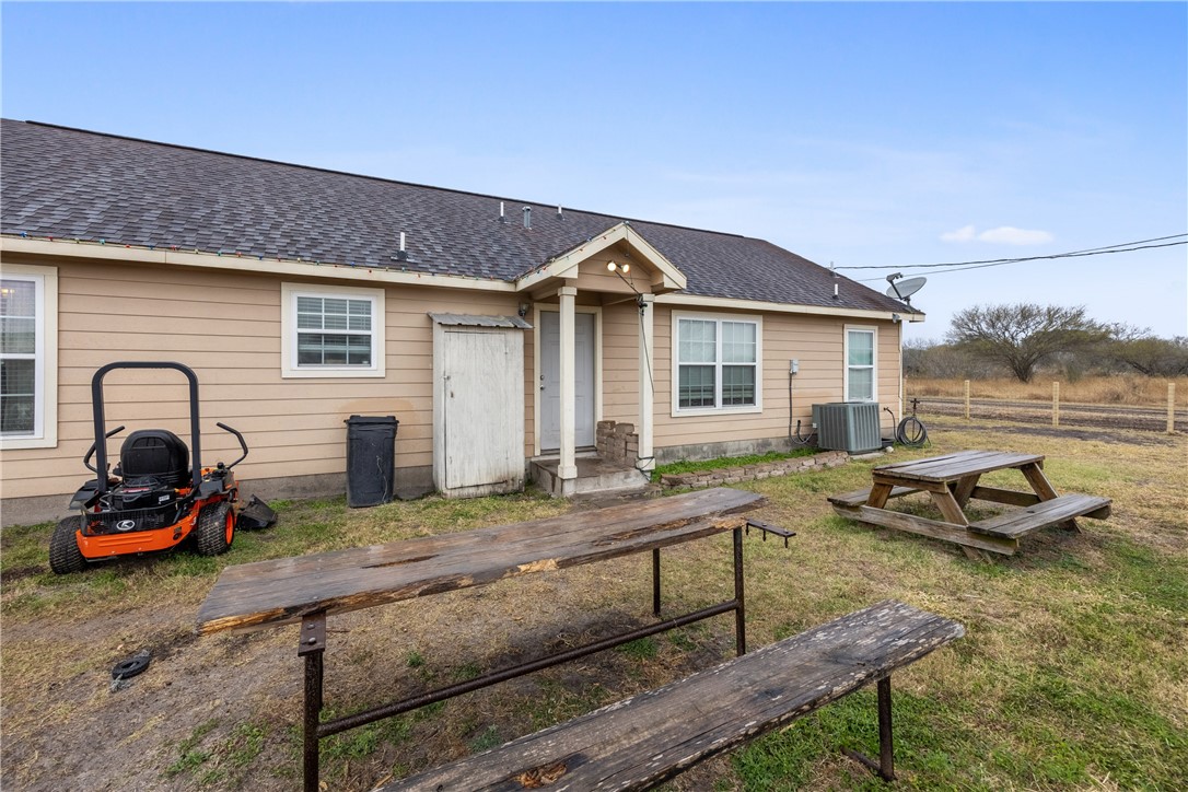 230 Walker Property Photo 23
