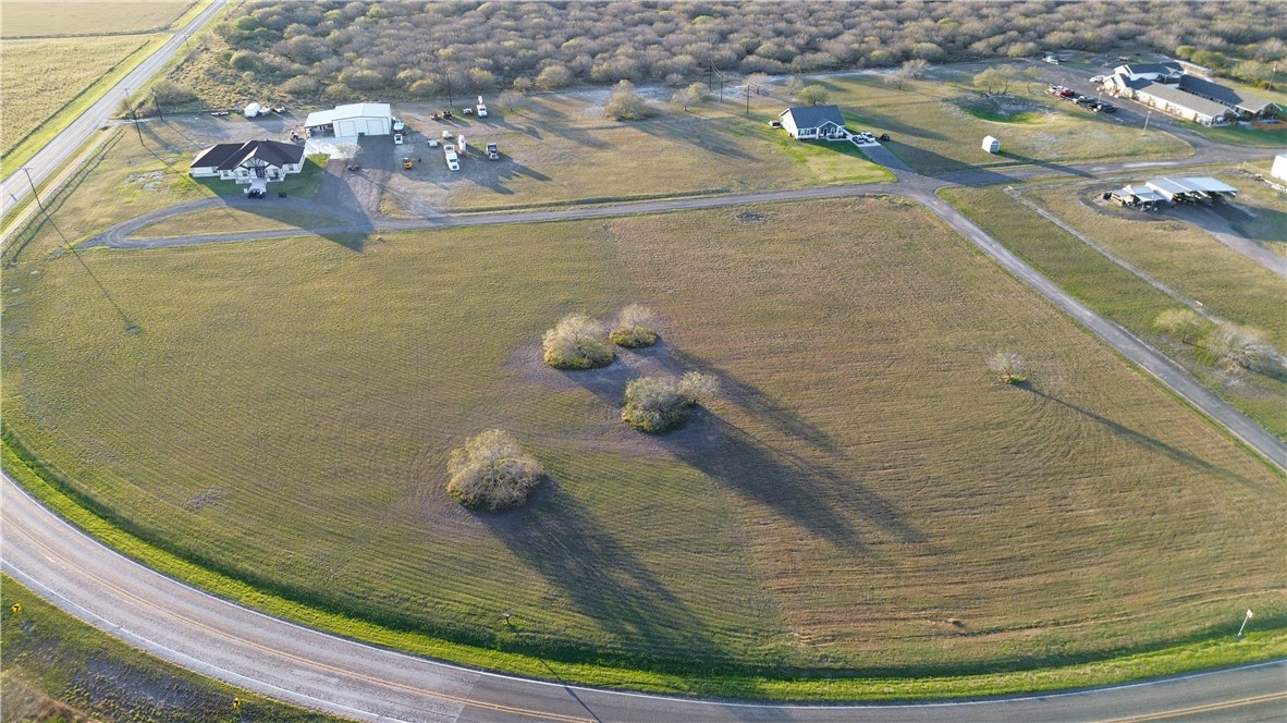 0 E Fm 628 Property Photo 4