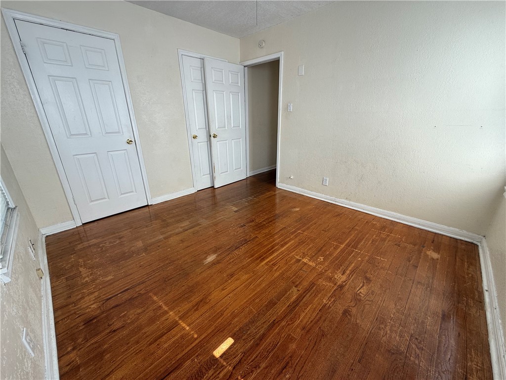 4462 Carlton St Property Photo 16