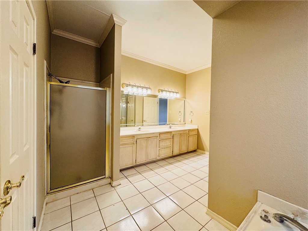 6242 Strasbourg Dr Property Photo 12
