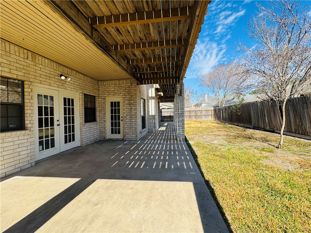 6242 Strasbourg Dr Property Photo 27