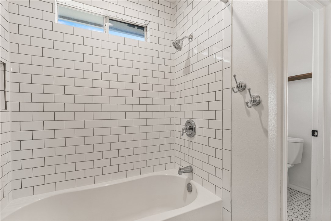 5418 County Road 101 Property Photo 18