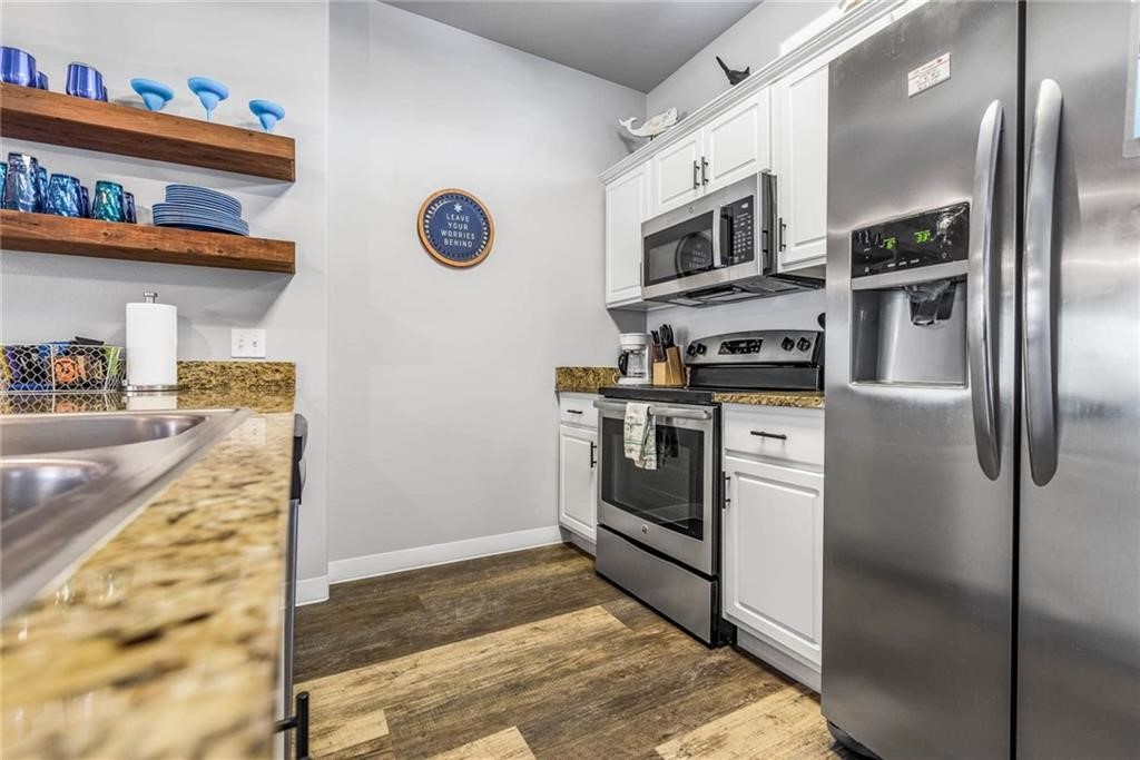 15022 Beach Walk Property Photo 5