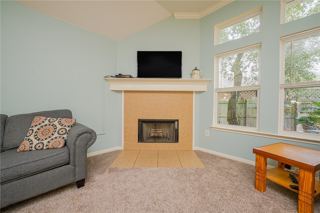 178 Whistlers Cove Dr Property Photo 13