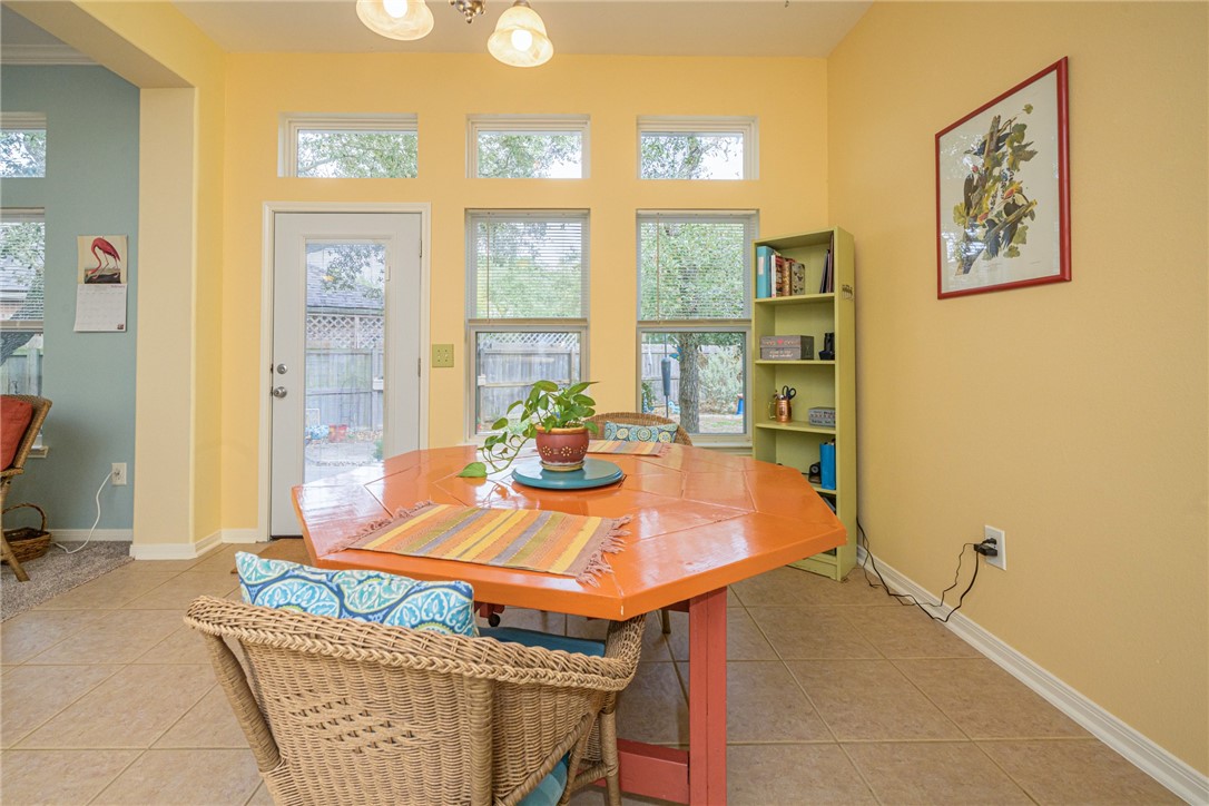 178 Whistlers Cove Dr Property Photo 19