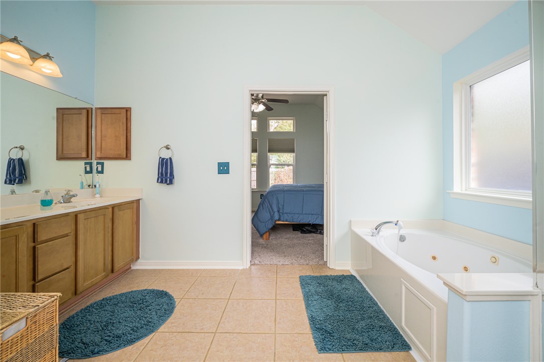 178 Whistlers Cove Dr Property Photo 32