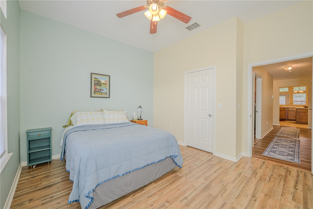 178 Whistlers Cove Dr Property Photo 34