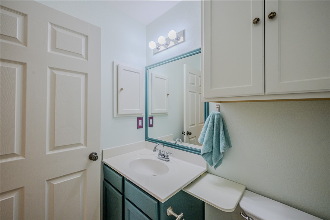 178 Whistlers Cove Dr Property Photo 37