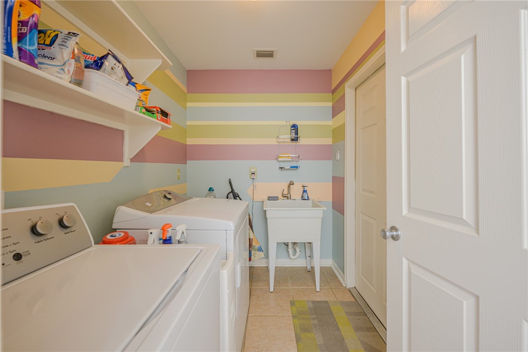 178 Whistlers Cove Dr Property Photo 39
