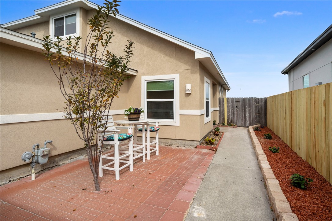 14010 Ambrosia St Property Photo 2