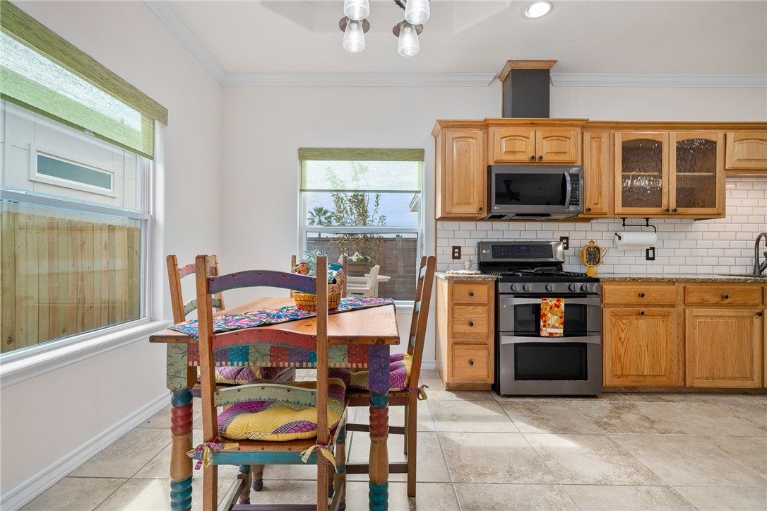 14010 Ambrosia St Property Photo 4