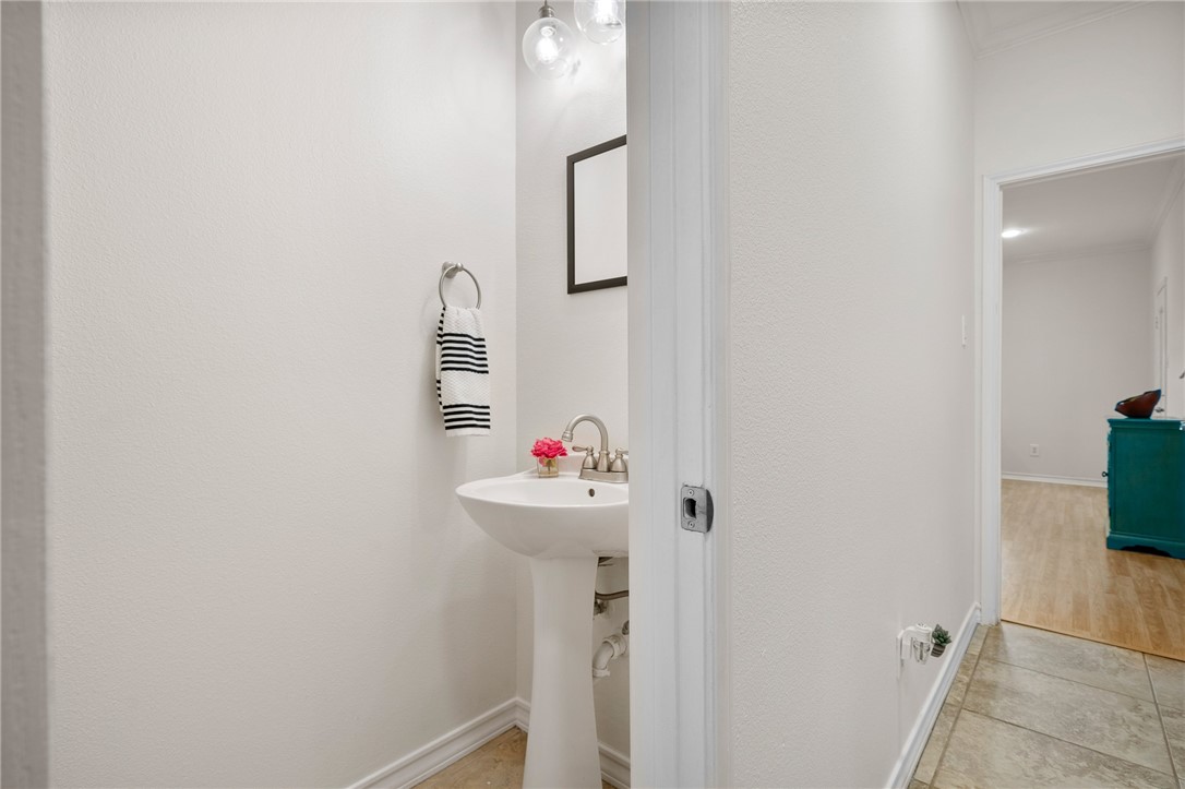 14010 Ambrosia St Property Photo 9