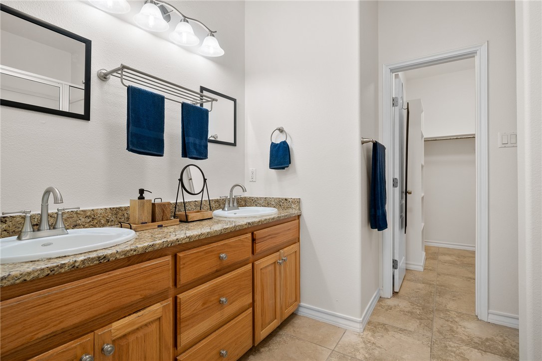14010 Ambrosia St Property Photo 11
