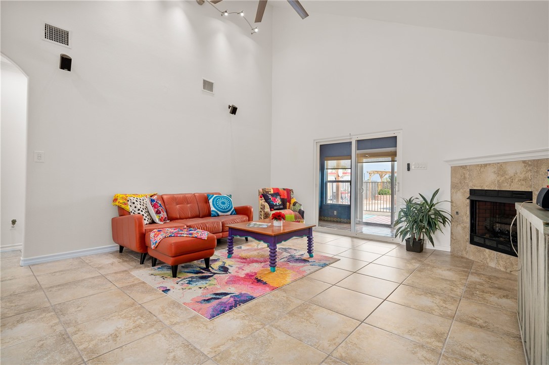 14010 Ambrosia St Property Photo 15