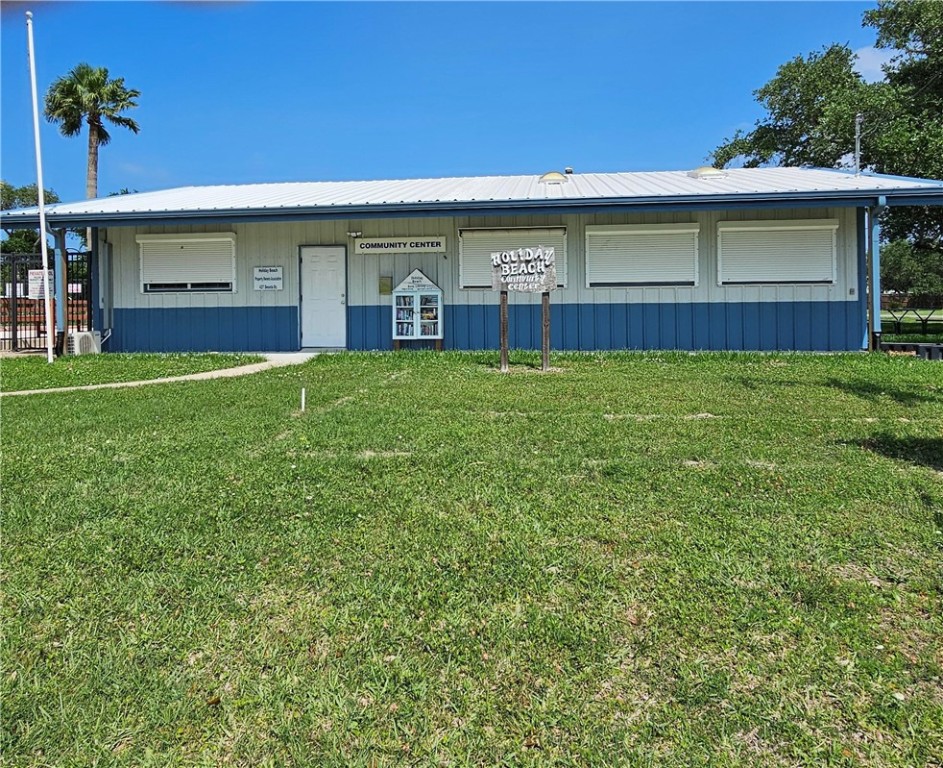 3 Belaire Dr Property Photo 9
