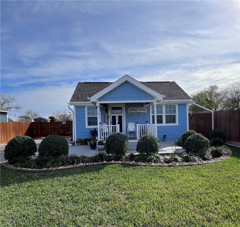 210 Swift St Property Photo