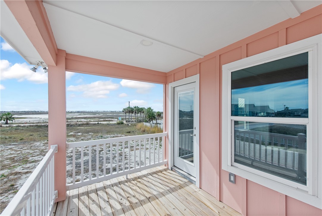 150 Flounder Property Photo 5