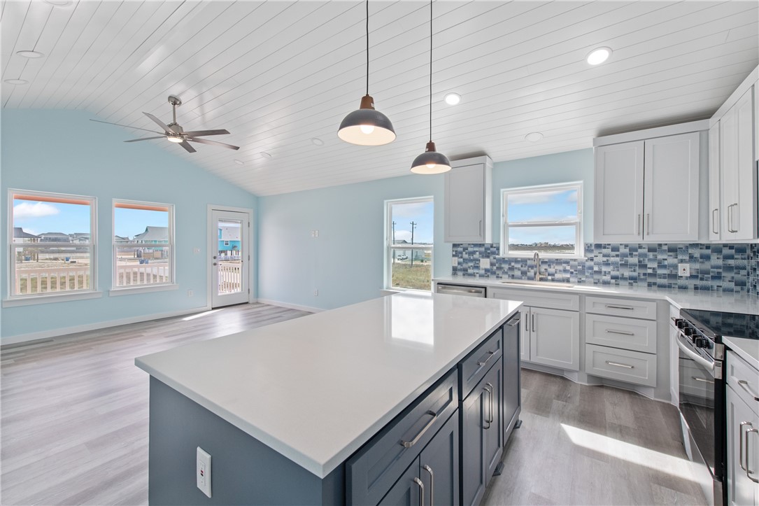 150 Flounder Property Photo 10