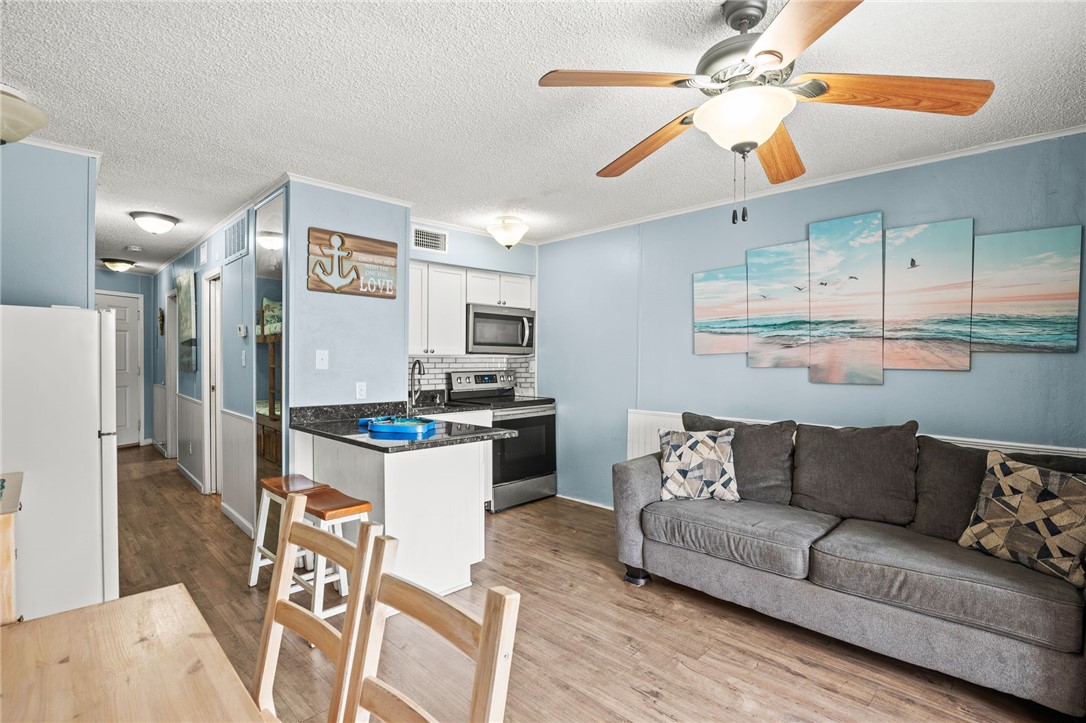 3938 Surfside Blvd 3217 Property Photo 9
