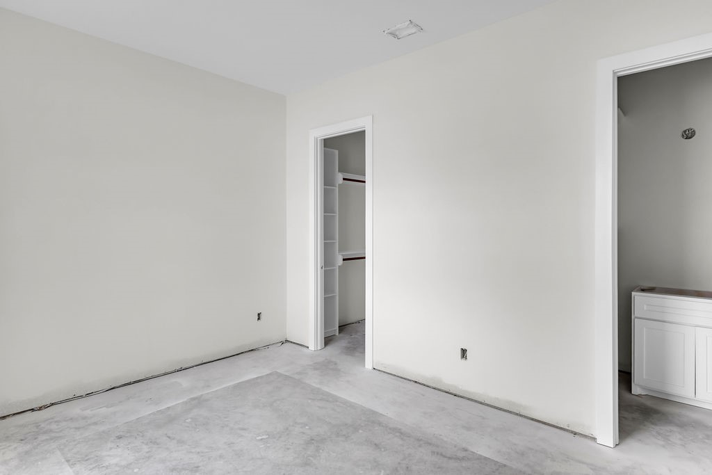 1470 Dragonstone Ct Property Photo 9