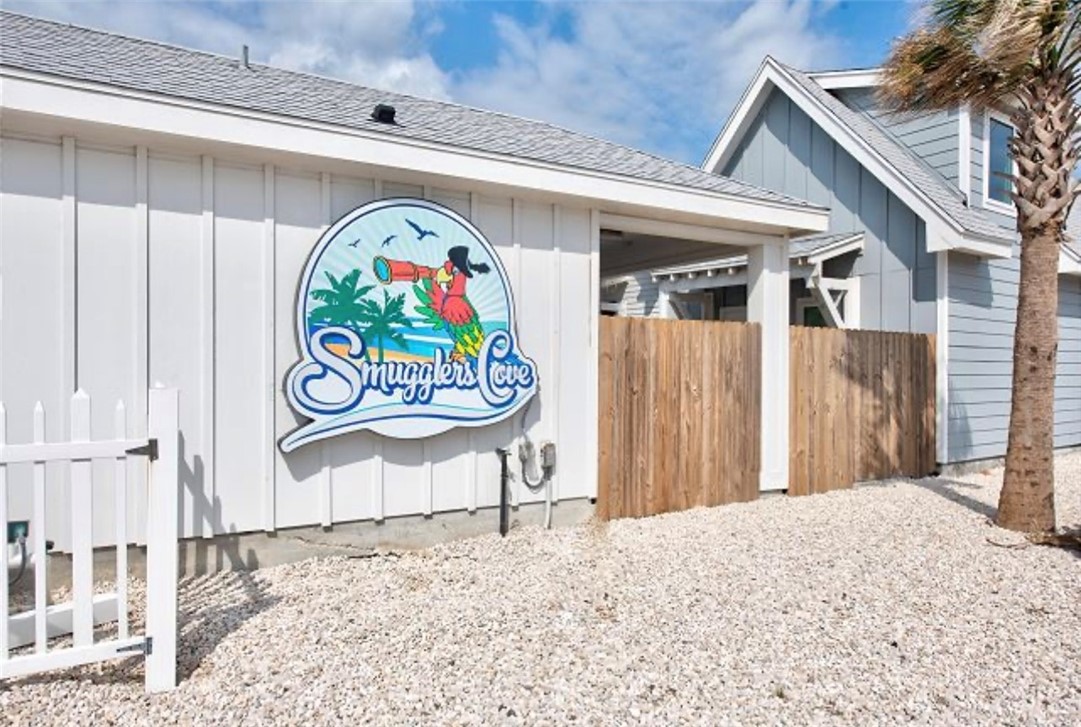 14915 Pirates Cove Dr Property Photo 29