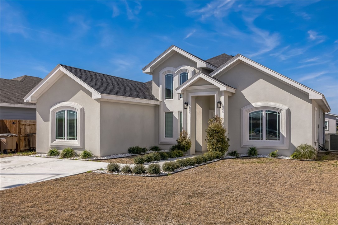 10705 N Sugar Bear Dr Property Photo 3