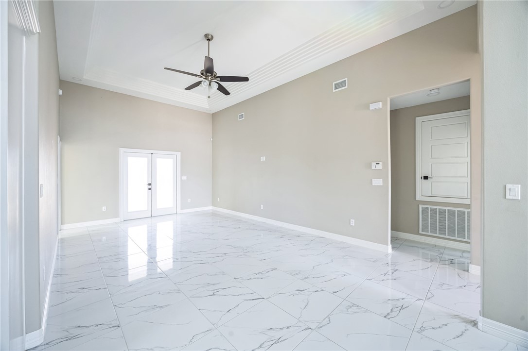 10705 N Sugar Bear Dr Property Photo 24