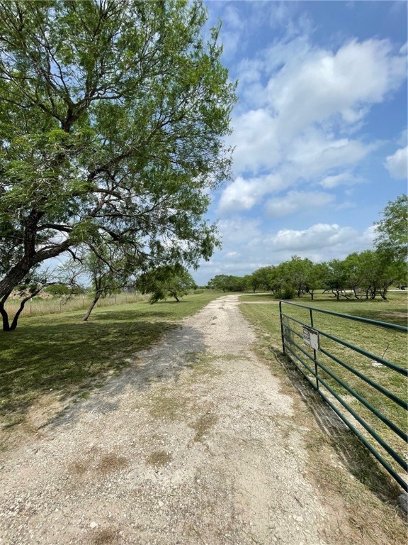 8153 Sims Dr Property Photo