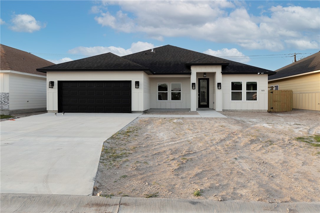105 Traditions Dr Property Photo