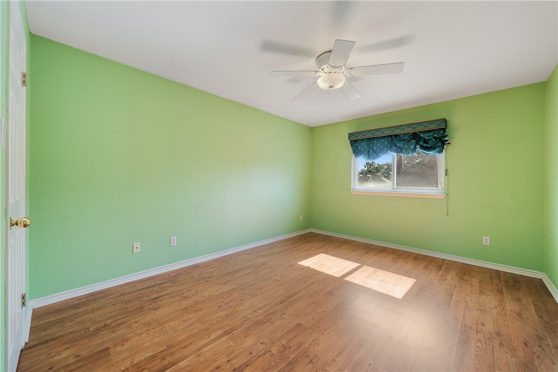 4513 Ammer Lake Dr Property Photo 29