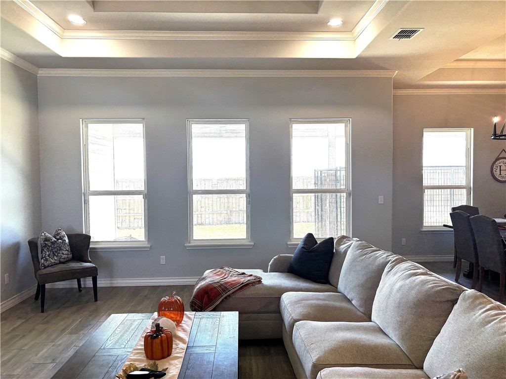 Undefined Property Photo 10