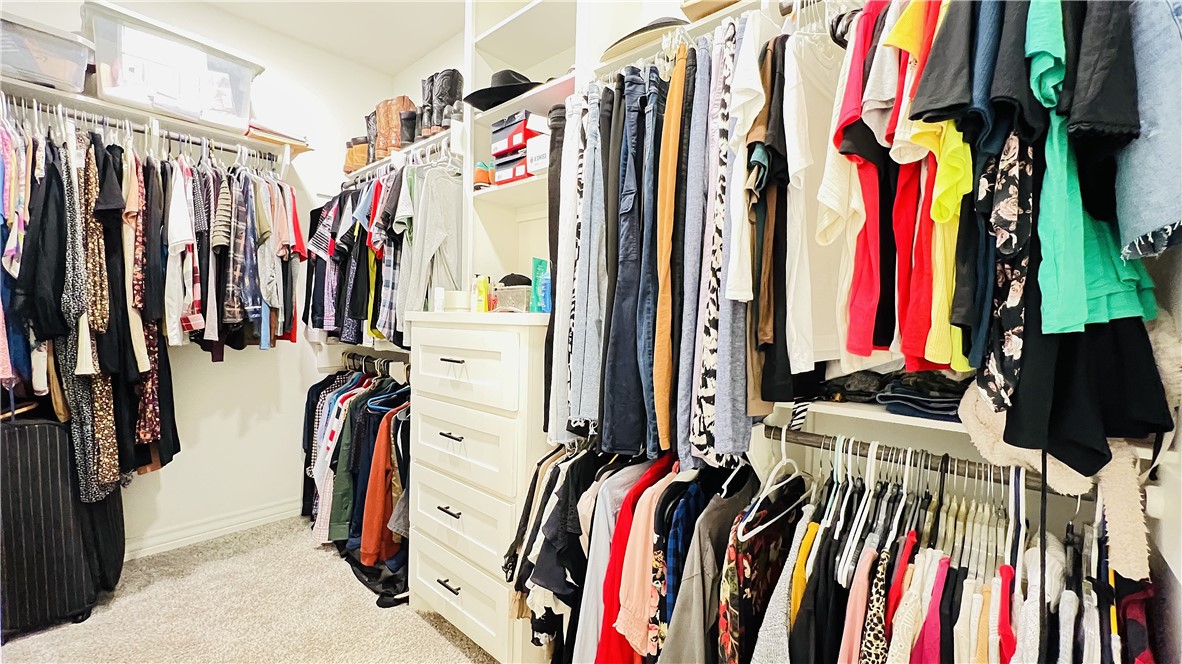 Undefined Property Photo 18