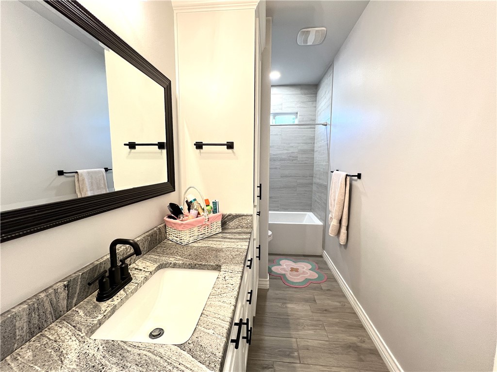 Undefined Property Photo 22