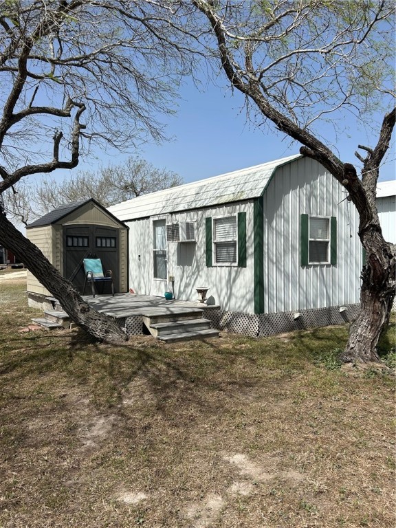 1192 E County Road 2360 Property Photo 3