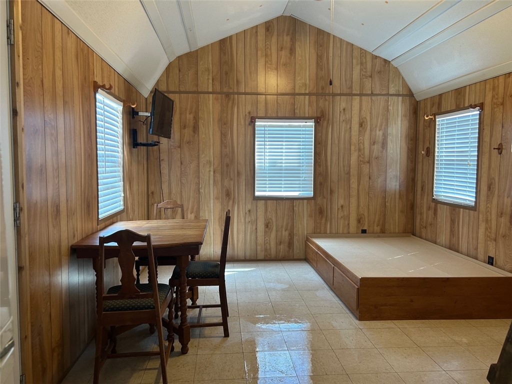 1192 E County Road 2360 Property Photo 14